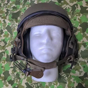 Amazon.co.jp: 大幅米軍実物CVCタンカースヘルメット戦車帽Large本人M